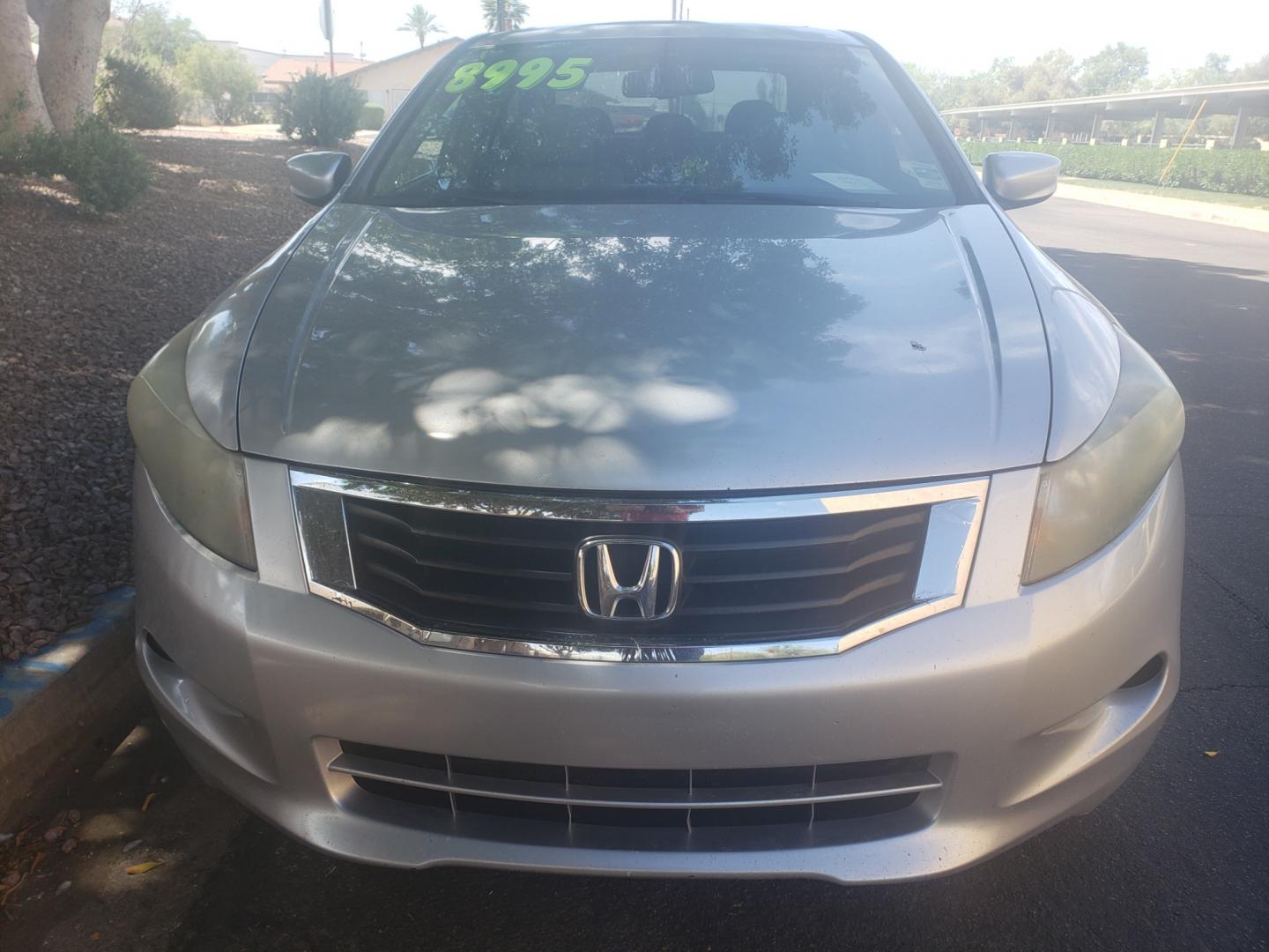 2009 Honda Accord ex-l (1HGCP36849A) with an 3.5L V6 DOHC 24V engine, 6-Speed Automatic transmission, located at 323 E Dunlap Ave., Phoenix, AZ, 85020, (602) 331-9000, 33.567677, -112.069000 - Photo#1